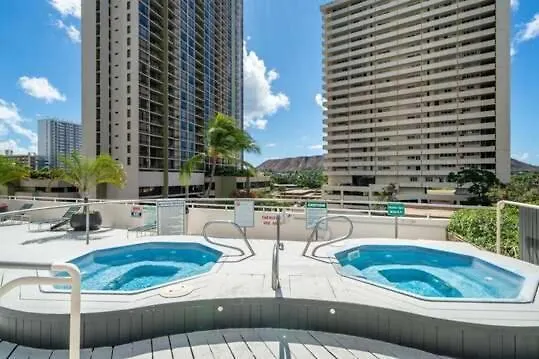 Block To Beach! Waikiki Banyan 21St Floor Deluxe Ocean View Honolulu United States